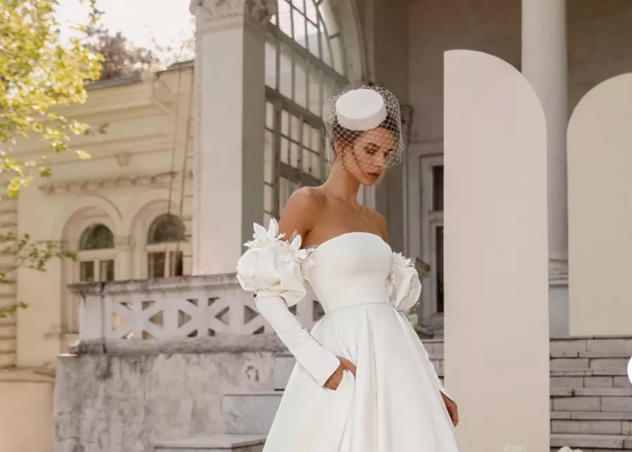 Свадебный салон Oneday classic в Краснодаре: Свадебный салон , Бракосочетание , Невеста , Свадебное платье , Для влюбленных, Украшения ,