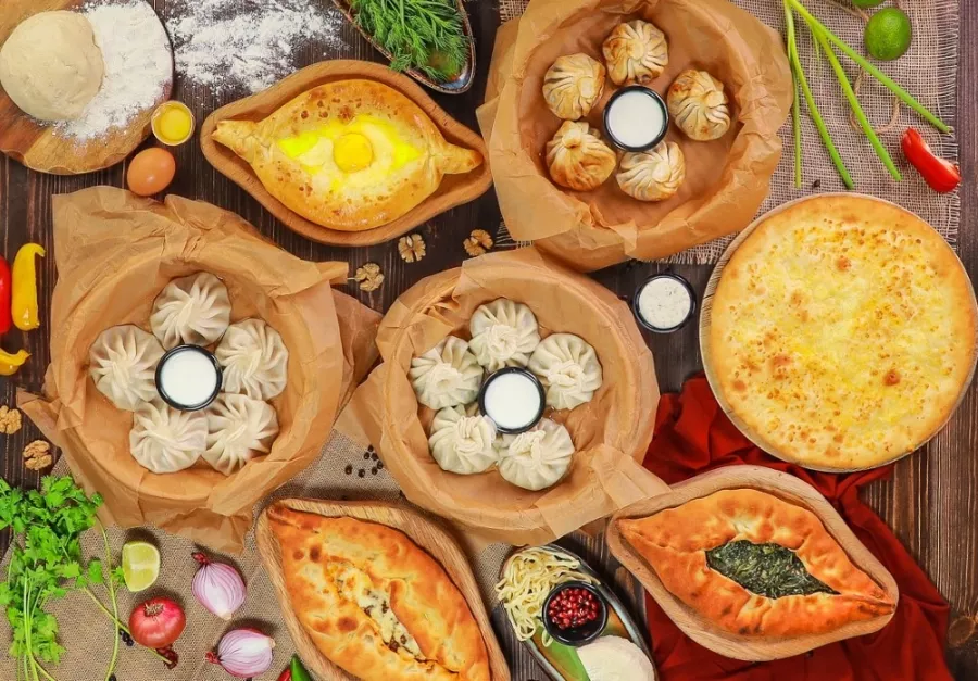 Ресторан кавказской кухни Пхали&Хинкали в Красной Поляне: Хинкальные, Заказ навынос, Винная карта, Постное меню, Грузинская кухня, Завтрак,