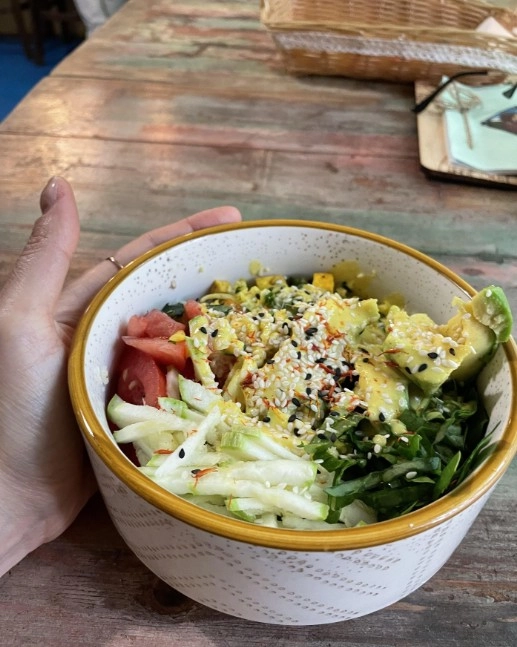 Кафе Мамочка момо в Красной Поляне: Буузные, Китайская кухня, Бизнес-ланч, Детская комната, Постное меню, Заказ столиков,