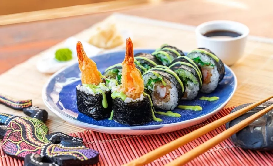 Суши-бар Геккон в Красной Поляне: Раменные, Японская кухня, Летняя терраса, Суши, Азиатская кухня, Заказ навынос,