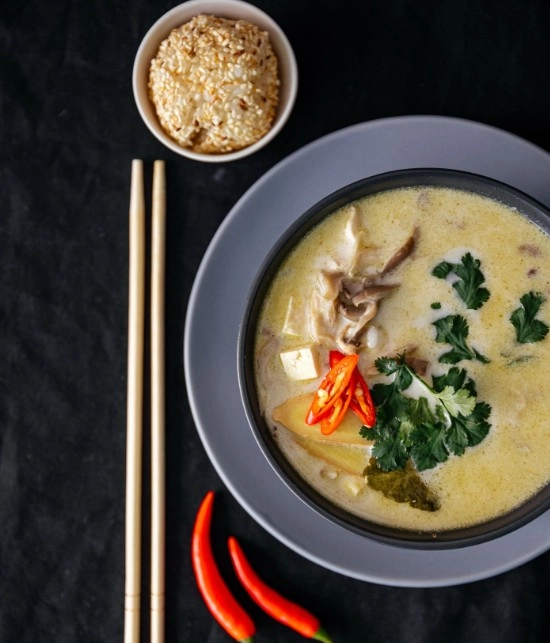 Суши-бар Геккон в Красной Поляне: Раменные, Японская кухня, Летняя терраса, Суши, Азиатская кухня, Заказ навынос,