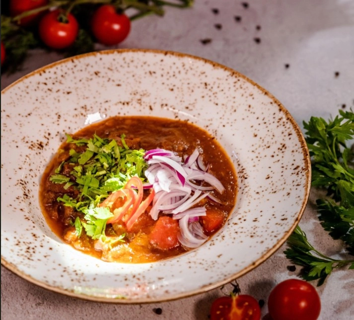 Ресторан Хинкаl-мангаl  в Красной Поляне: Еда, Заказ столиков, Живая музыка, Грузинская кухня, Заказ навынос,