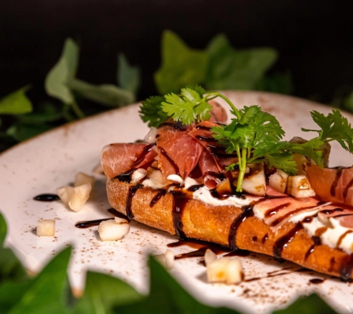 Ресторан Хинкаl-мангаl  в Красной Поляне: Еда, Заказ столиков, Живая музыка, Грузинская кухня, Заказ навынос,