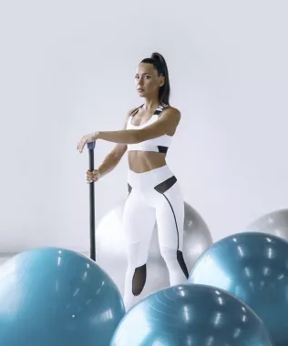 Фитнес-клуб "F8 Fitness Club"