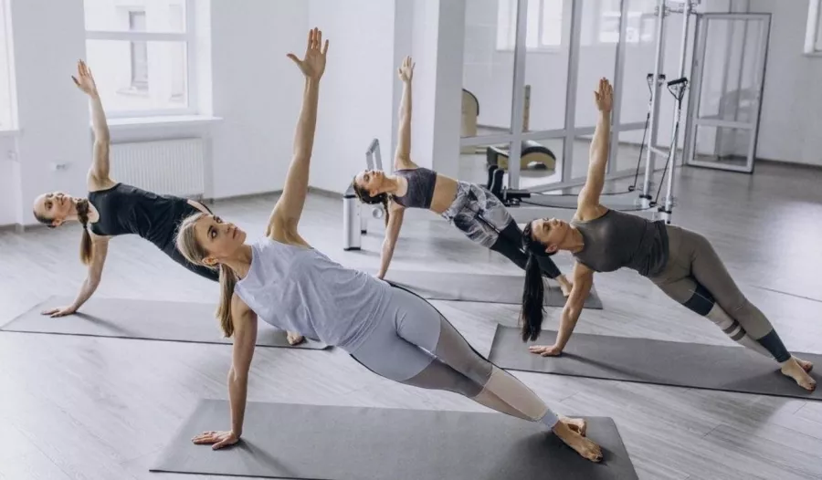 Фитнес-клуб F8 Fitness Club в Сочи: Фитнес-клуб, Пластика, Стретчинг, Развиваться, Фитнес-бар, Растяжка,