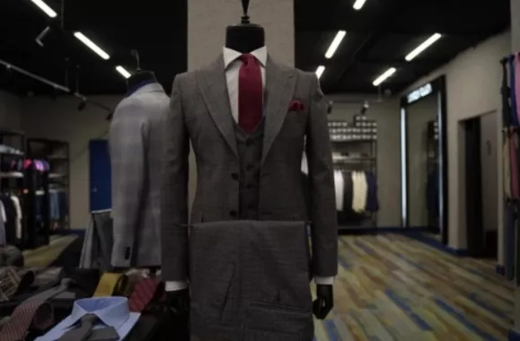 Магазин мужских костюмов "Dandy Club Store"