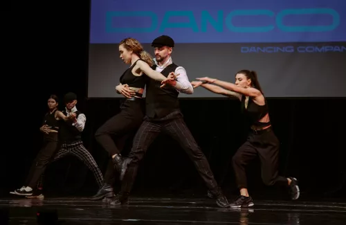 Школа танцев DanCo  в  Москве