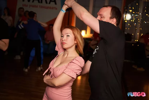 Студия танца "Ивара" на 3-й улице Ямского Поля 