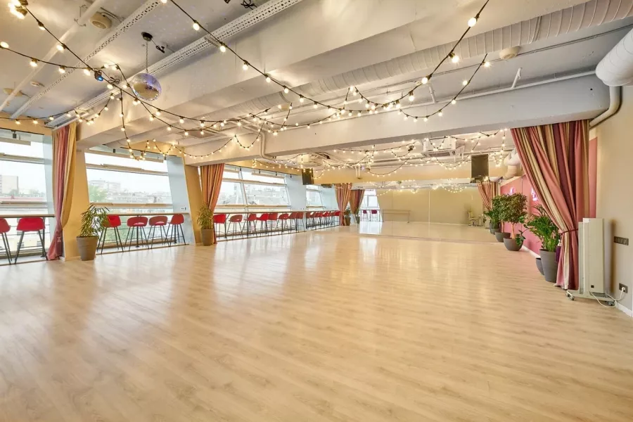 Школа танцев Dance Life в Перми: Танцы, Зал, Школа, Хореография, Растяжка, Бальные танцы,