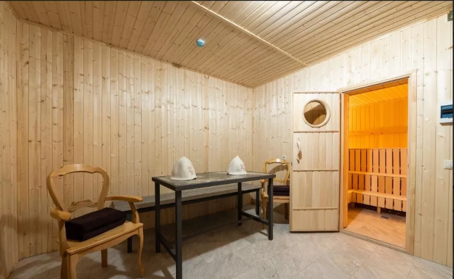 Бассейны Па-Де-Де Редэнс  в Красной Поляне: Бассейн,