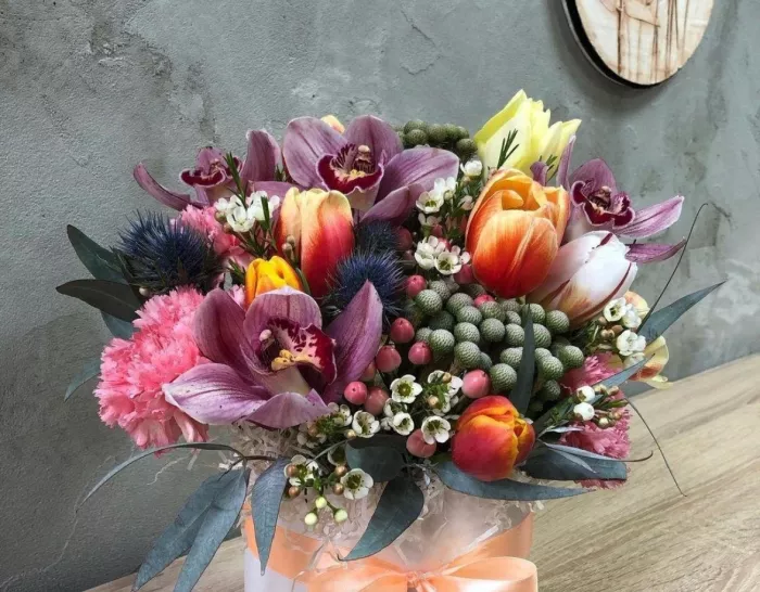 Цветочный магазин "Бюро цветов"