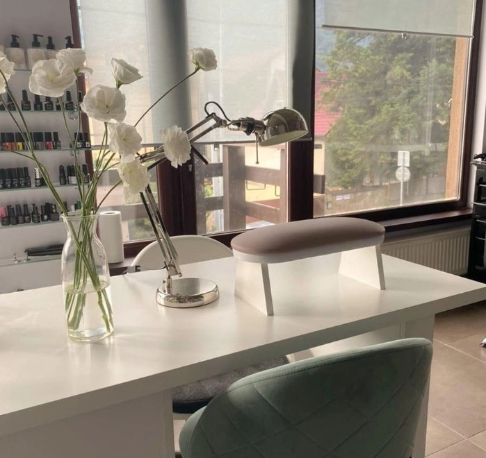 Салон красоты Beautylab Sochi в Красной Поляне: Красота, Педикюр, Салон красоты, Стрижка,
