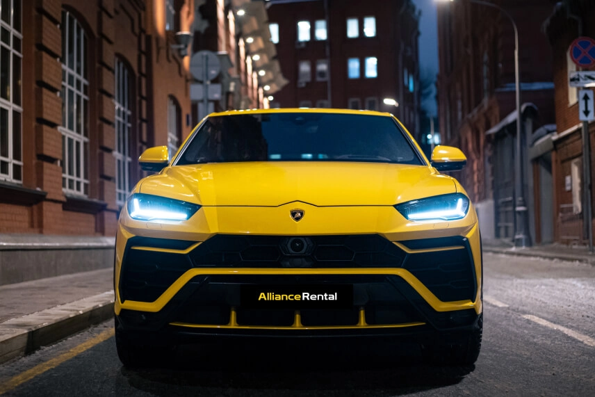АРЕНДА ПРЕМИАЛЬНЫХ АВТОМОБИЛЕЙ НА СВАДЬБУ в Москве: Автолюбителям, Для влюбленных, Прокат , Бизнес класс , Водитель , Аренда,