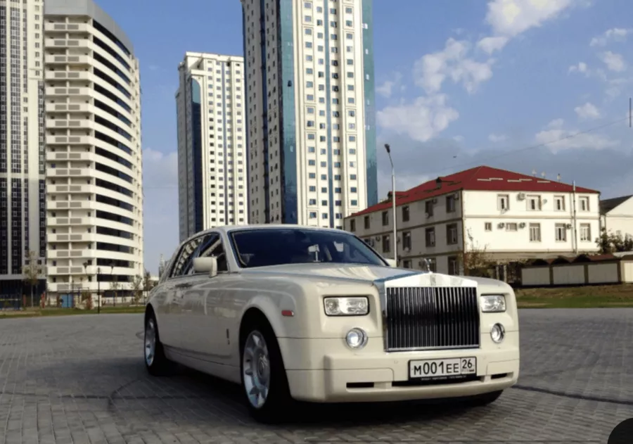 АВТОМОБИЛИ С ВОДИТЕЛЕМ В КРАСНОДАРЕ в Краснодаре: Автолюбителям, Прокат , Бизнес класс , Водитель , Для влюбленных, Аренда,