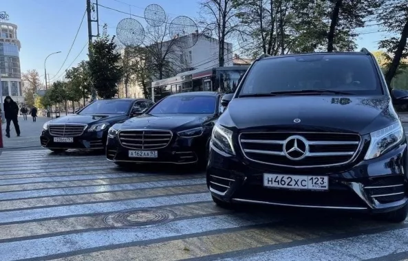 АВТОМОБИЛИ С ВОДИТЕЛЕМ В КРАСНОДАРЕ