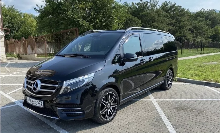 АВТОМОБИЛИ С ВОДИТЕЛЕМ В КРАСНОДАРЕ в Краснодаре: Автолюбителям, Прокат , Бизнес класс , Водитель , Для влюбленных, Аренда,