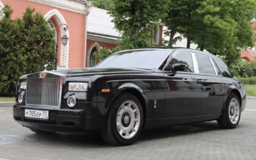 АРЕНДА АВТОМОБИЛЕЙ НА СВАДЬБУ в Москве: Автолюбителям, Прокат , Водитель , Бизнес класс , Для влюбленных, Аренда,