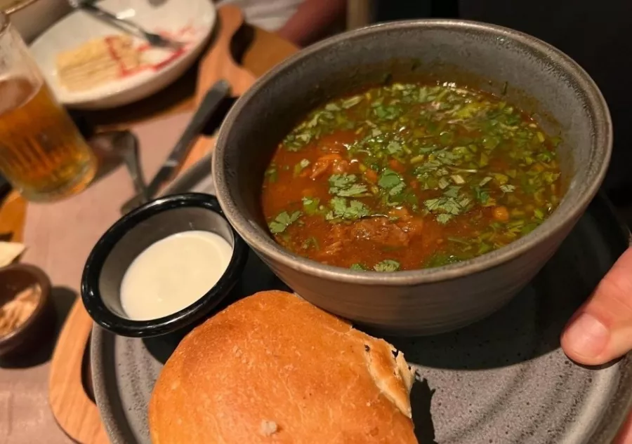 Ресторан Бумбараш в Красной Поляне: Кавказская кухня, Армянская кухня, Винная карта, Заказ столиков, Грузинская кухня, Заказ навынос,