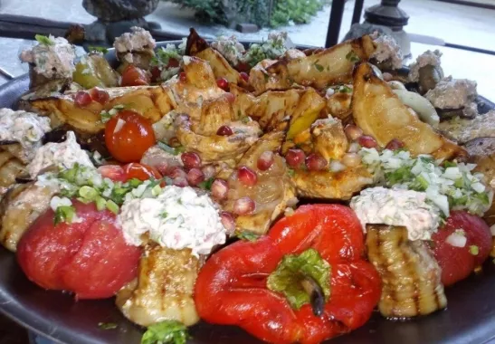 ​Ресторан "Каскад с рыбалкой".