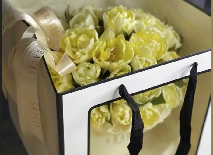 Салон цветов и подарков "La gracia"