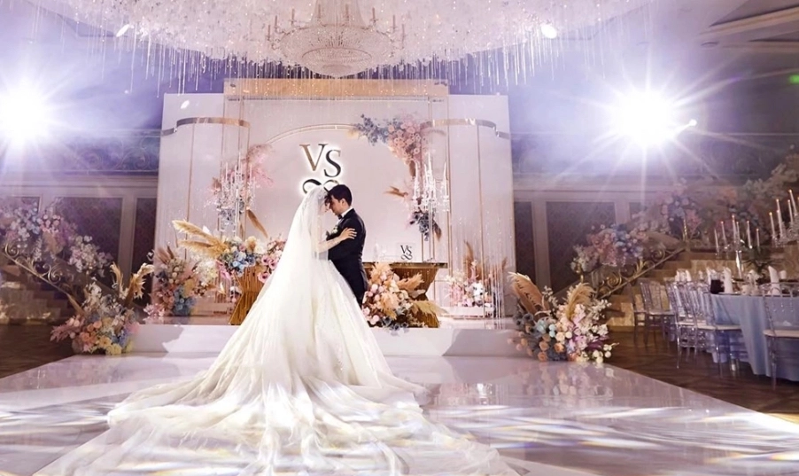 Банкетный зал «Загарро»