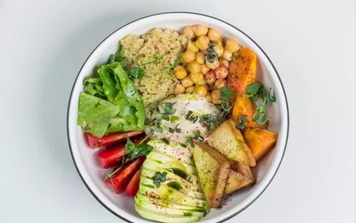 Кафе Raw to go kitchen в Красной Поляне