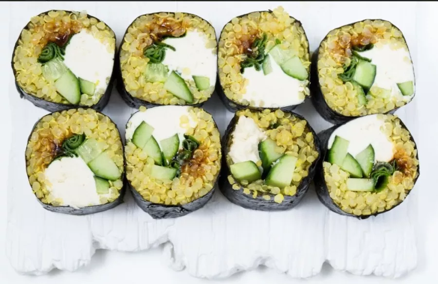 Кафе Raw to go kitchen в Красной Поляне: Веганское кафе, Веганская кухня, Заказ навынос, Завтрак, Заказ столиков,