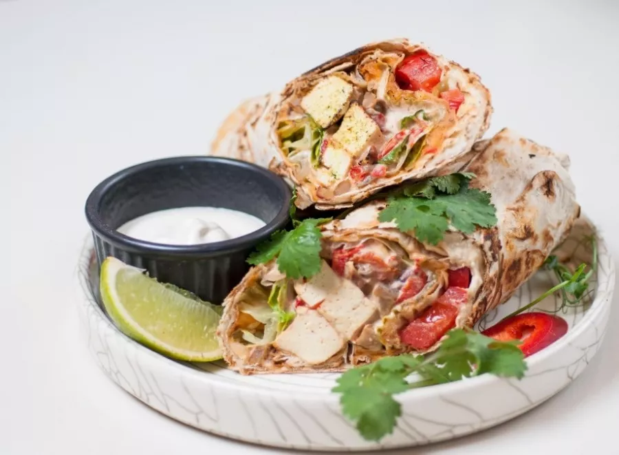Кафе Raw to go kitchen в Красной Поляне: Веганское кафе, Веганская кухня, Заказ навынос, Завтрак, Заказ столиков,