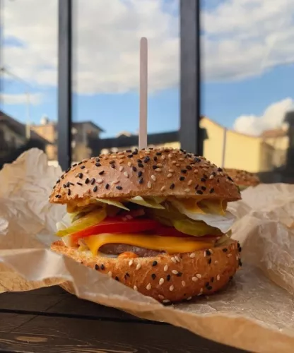 Ресторан Бургер мафия   в  Красной Поляне