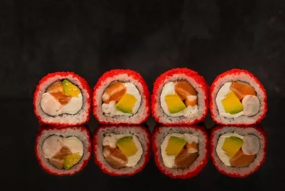 Служба доставки "Sushiлка ".