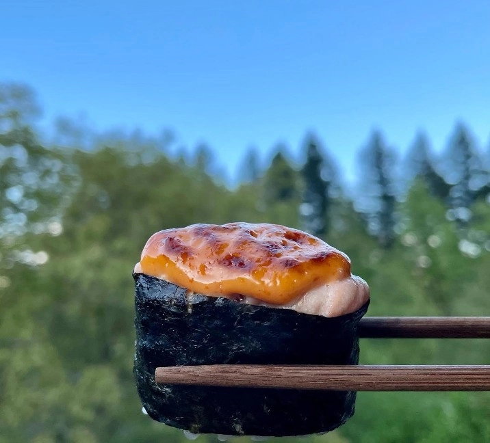 Суши-бар Горы Суши в Красной Поляне: Японская кухня, Заказ столиков, Заказ навынос, Постное меню, Детское меню,