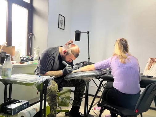 Татуировки и пирсинг "TATTOO GRAFIKA".