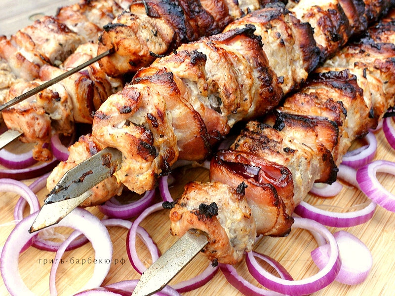 Шашлычная Просто вкусно в Красной Поляне: Шашлычные, Заказ навынос, Летняя терраса, Столики на улице, Доставка, Шаурма,