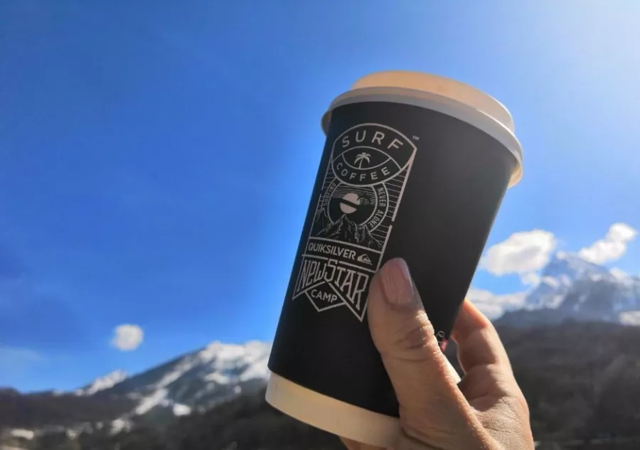 Кофейня Surf coffee в Красной Поляне: Еда, Заказ навынос, Летняя терраса, Напитки, Завтрак, Детское меню,