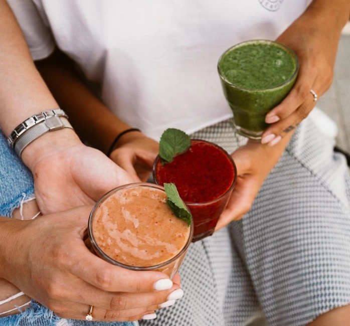 Кофейня Surf coffee в Красной Поляне: Заказ навынос, Летняя терраса, Напитки, Завтрак, Детское меню,