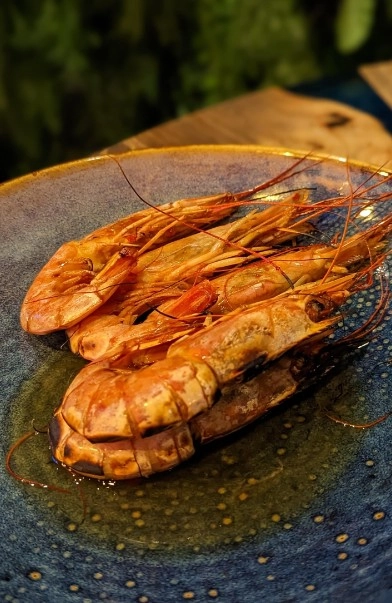 Раковарня Река&море в Красной Поляне: Раковарни, Авторская кухня, Заказ столиков, Винная карта, Стейки,