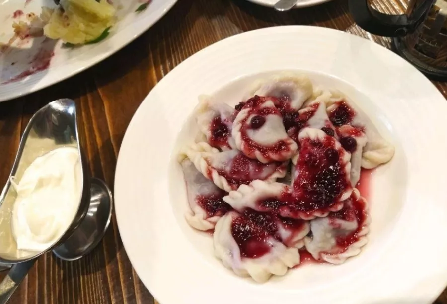 Пельменная Сибирь в Красной Поляне: Завтрак, Русская кухня, Заказ навынос, Блины, Заказ столиков,