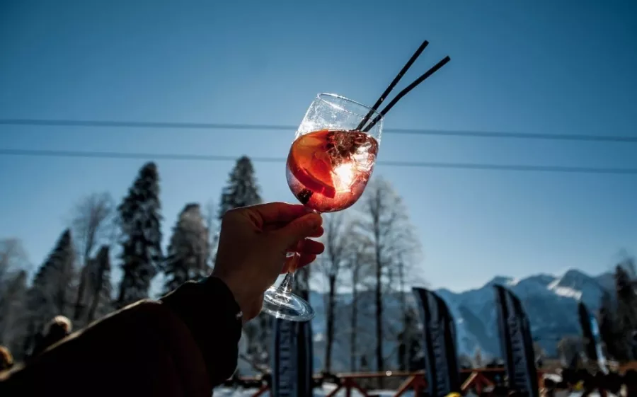 Ресторан Пхали&Хинкали в Красной Поляне: Еда, Хинкали, Заказ столиков, Детское меню, Шашлык, Летняя терраса, Заказ навынос,