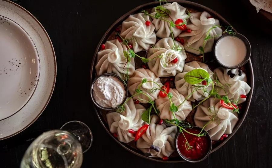 Ресторан Пхали&Хинкали в Красной Поляне: Еда, Хинкали, Заказ столиков, Детское меню, Шашлык, Летняя терраса, Заказ навынос,