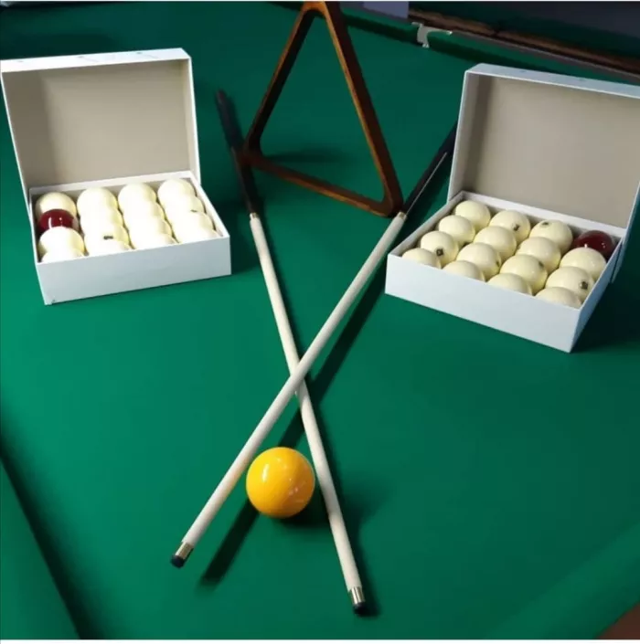 Бильярдный клуб "Абриколь"