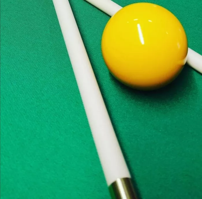 Бильярдный клуб "Абриколь"