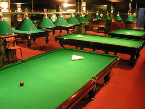 Бильярдный клуб "Лидер"