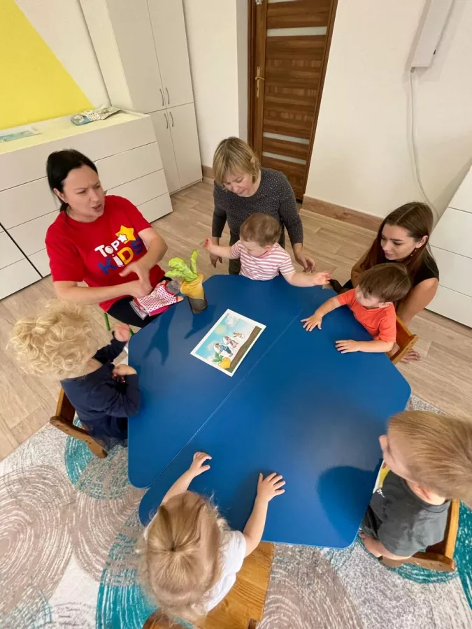 Детский сад TopKids в Калининграде: Детский сад , Для детей, Детская площадка , Воспитатель , Тихий час ,