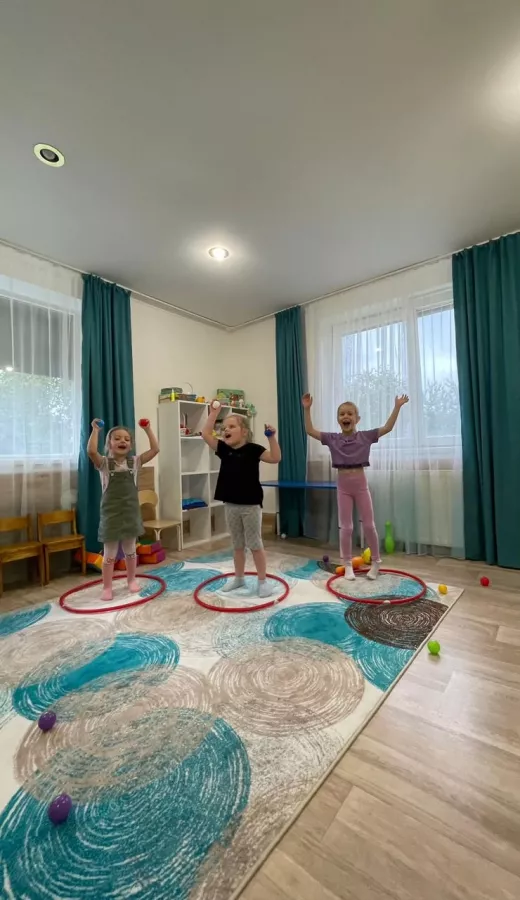 Детский сад TopKids в Калининграде: Детский сад , Для детей, Детская площадка , Воспитатель , Тихий час ,