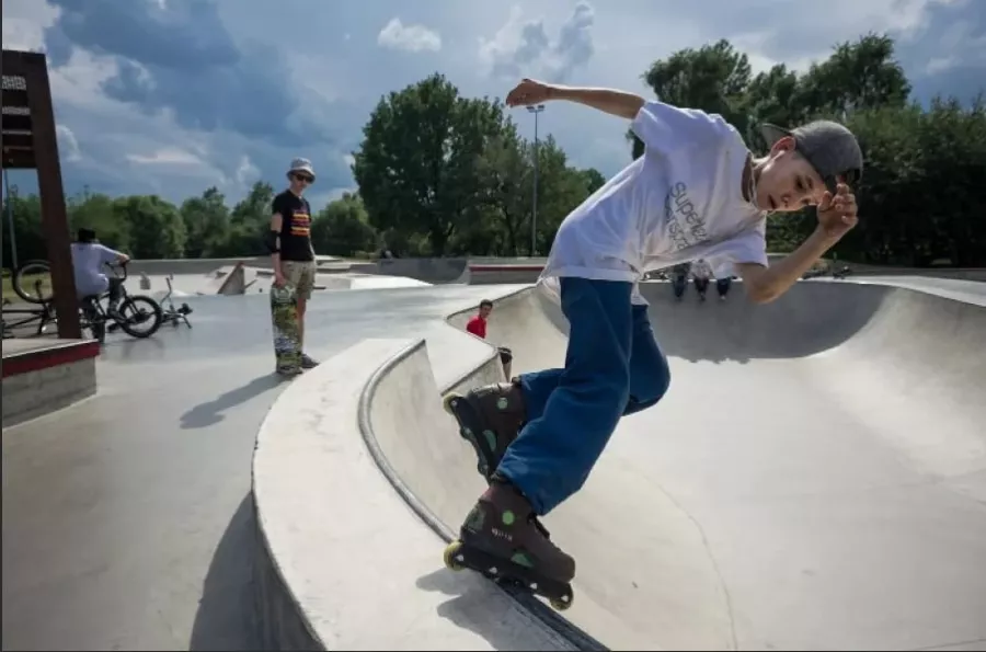 Школа роликов New Riders в Красной Поляне: Скейтбординг, Развиваться, Ролики, Катание, Наличный расчёт,
