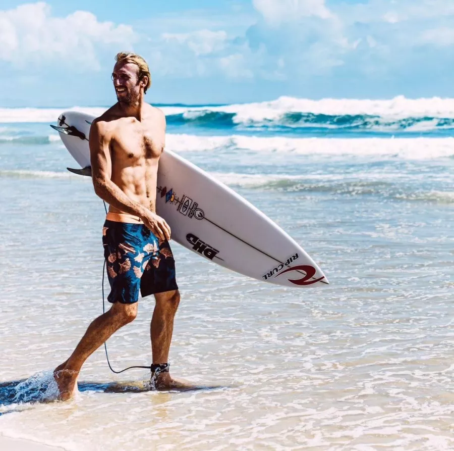 Школа Сёрфинга Rip Curl в Бали: Сёрфинг, Паддлбординг, Волны, Тренер, Surfing, Paddleboarding, Waves, Coach, Trainings, Тренировки,