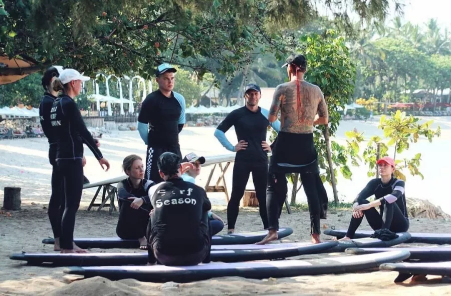 Школа Сёрфинга Surf Season в Бали: Сёрфинг, Волны, Тренировки , Тренер, Surfing, Waves, Coach, Trainings ,