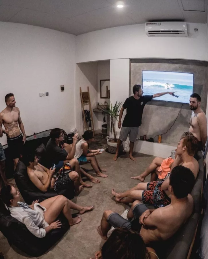 Школа Сёрфинга Surfmakers в Бали: Сёрфинг, Волны, Тренер, Тренировки, Surfing , Waves, Coach, Trainings ,