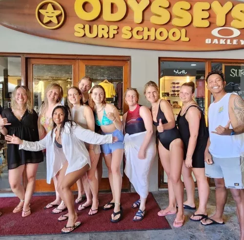 Школа Сёрфинга Odysseys  в  Бали