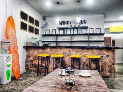 Школа Сёрфинга «WINDY SUN»
